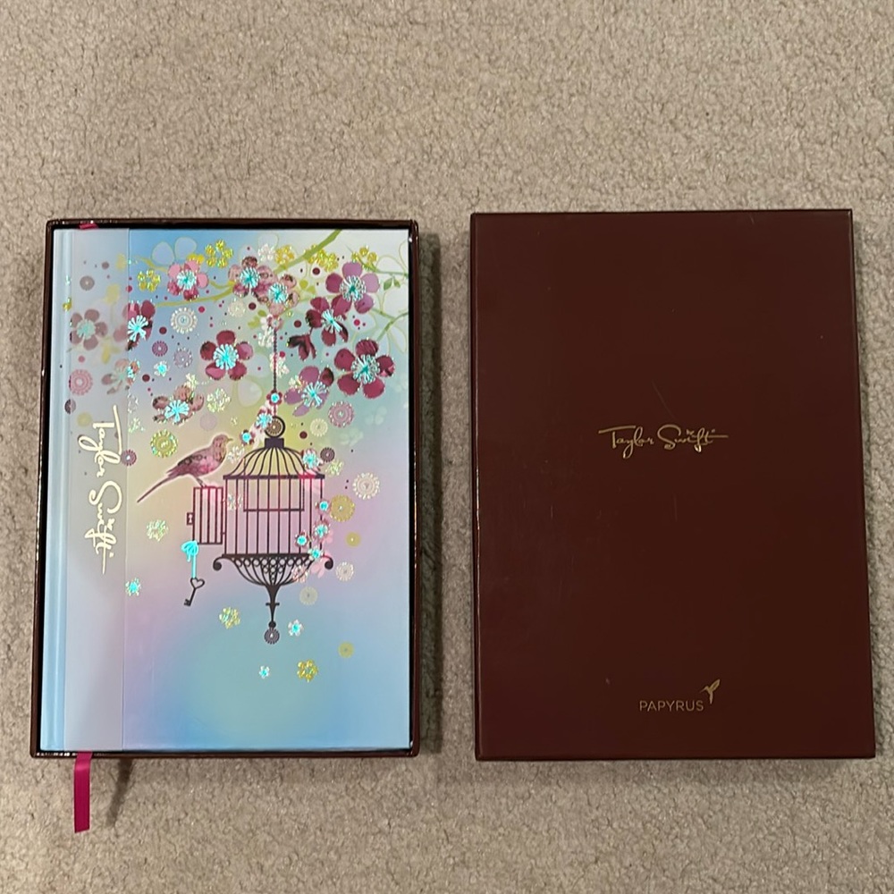 Taylor Swift notebook - papyrus